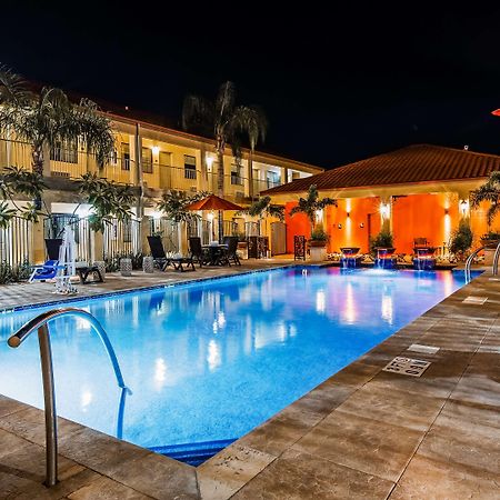 Best Western San Isidro Inn Laredo Eksteriør billede