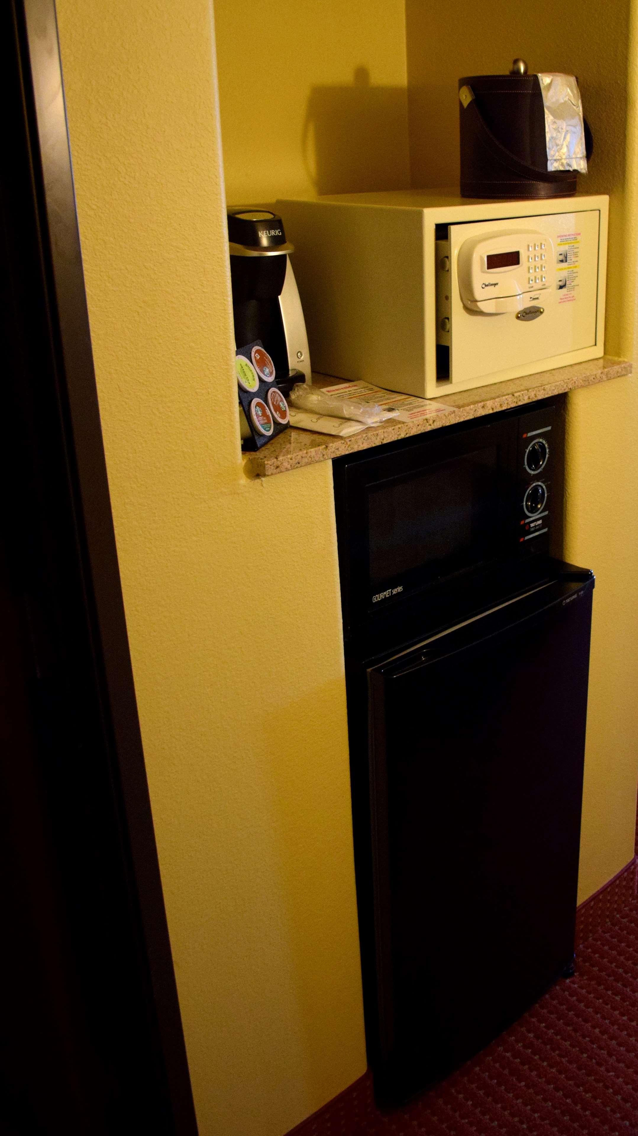 Best Western San Isidro Inn Laredo Eksteriør billede