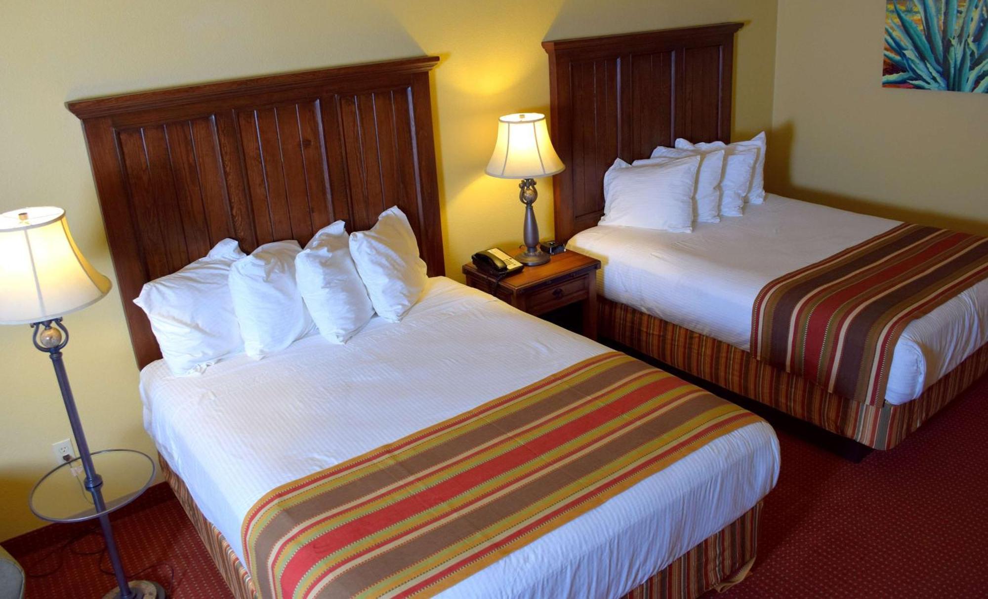Best Western San Isidro Inn Laredo Eksteriør billede