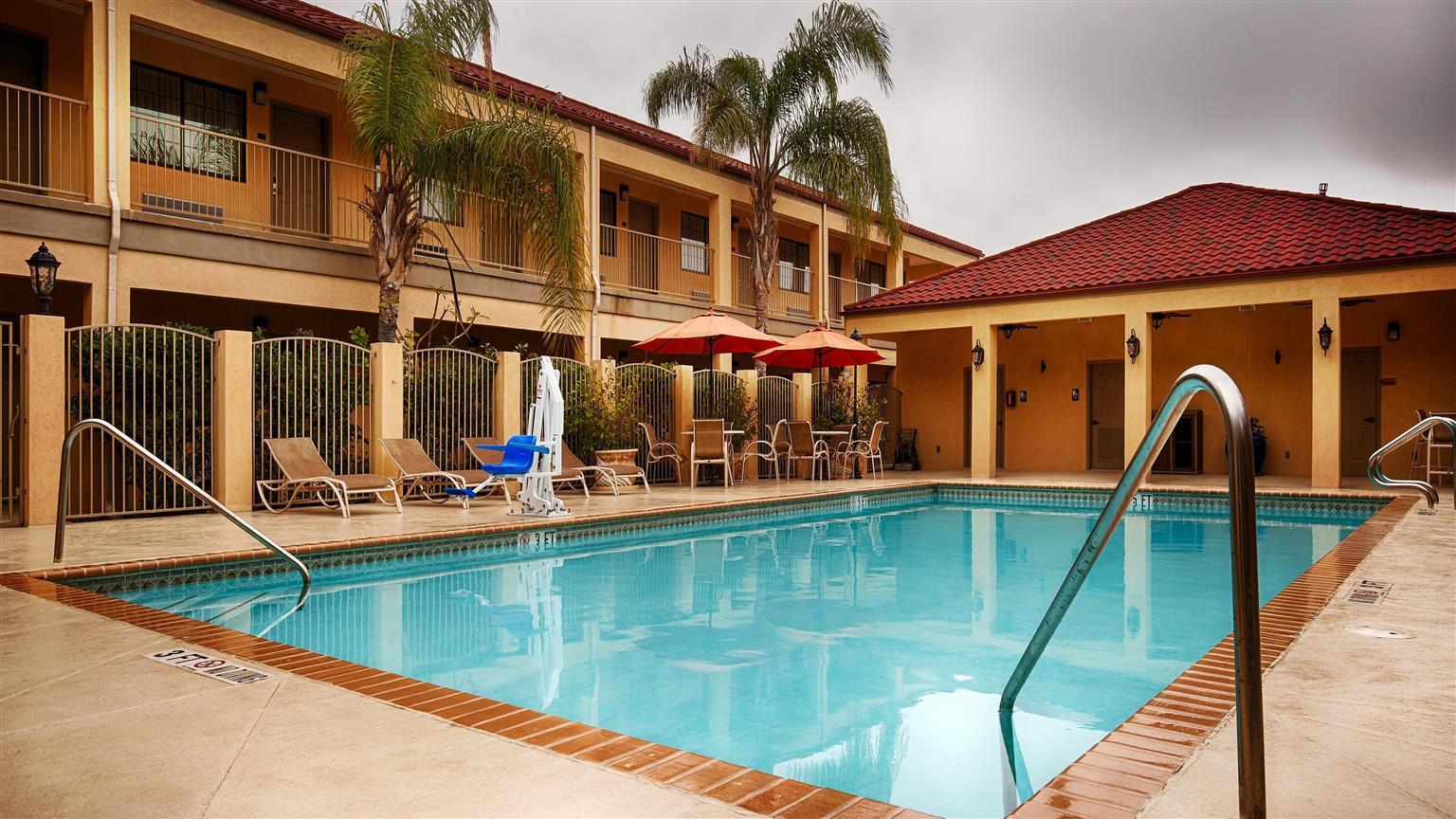 Best Western San Isidro Inn Laredo Eksteriør billede